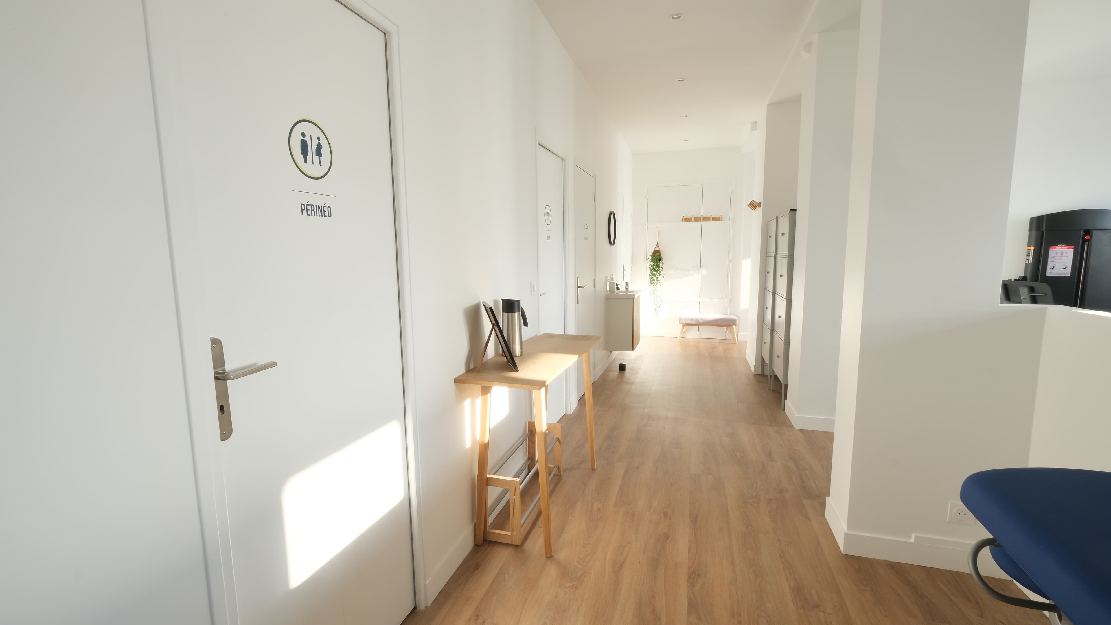 Couloir lumineux — Physio Sport Levallois